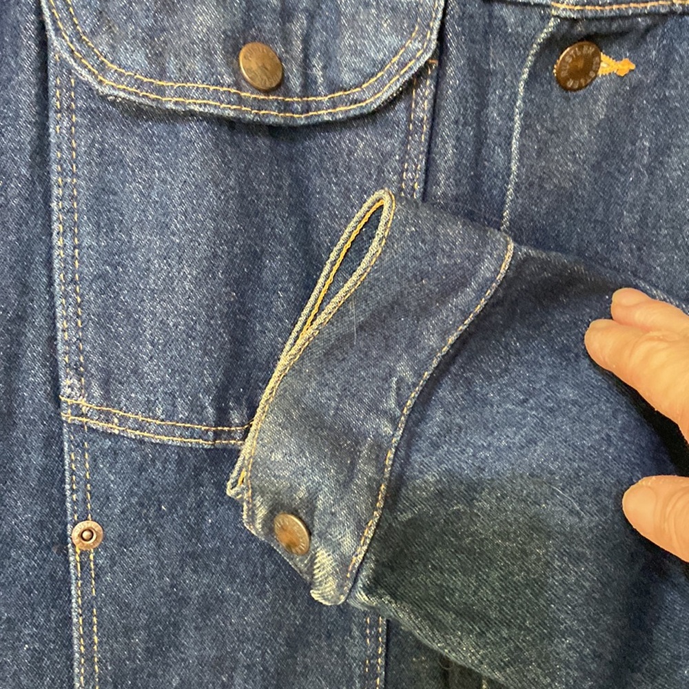 LIKE NEW VINTAGE RUSTLER DENIM JACKET - Picture 5 of 12